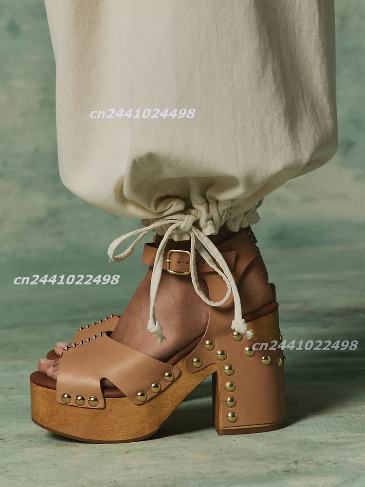 Sandali da donna con tacco gro - Geta Wooden Sandal recensione e prezzo